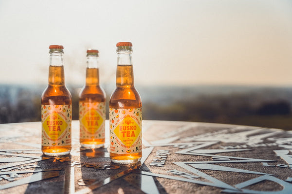 Un été sans alcool : 5 alternatives basques pour un apéritif frais et gourmand